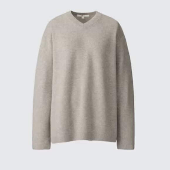 UNIQLO Cashmere Relaxed Sweater | V-Neck, Size XS - Picture 3 of 5